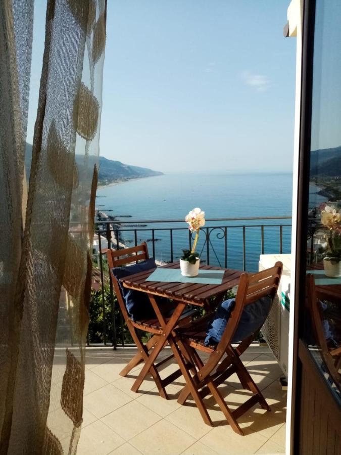 Ferienwohnung Un Oblo Sul Mare San Lucido Exterior foto